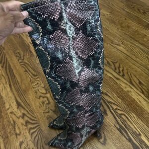 Sam Edelman calf snakeskin boots. Great condition. no box